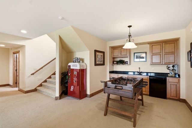 405 W Meadow Ridge Ln, Spokane, WA 99208