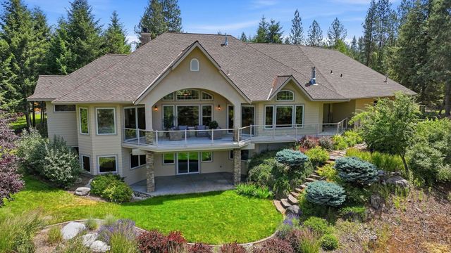 405 W Meadow Ridge Ln, Spokane, WA 99208