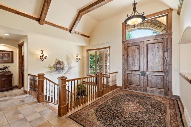 405 W Meadow Ridge Ln, Spokane, WA 99208