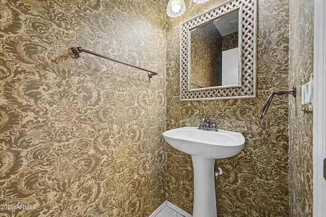 25236 N 40TH Avenue, Phoenix, AZ 85083