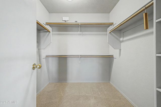 25236 N 40TH Avenue, Phoenix, AZ 85083