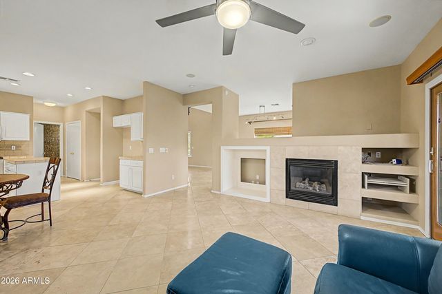 25236 N 40TH Avenue, Phoenix, AZ 85083