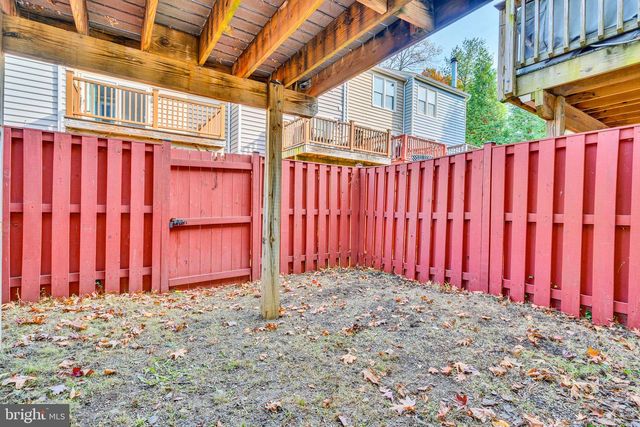 6146 BROOK DR, Falls Church, VA 22044