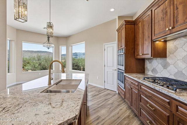 8656 S Sun Bar Ranch Place, Vail, AZ 85641