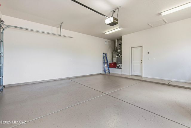 8656 S Sun Bar Ranch Place, Vail, AZ 85641