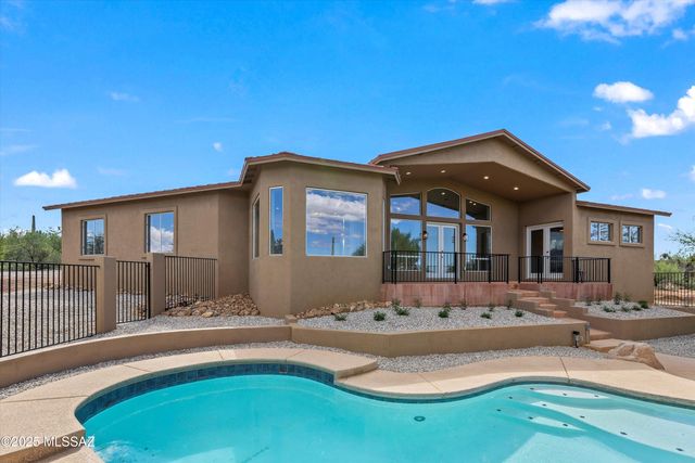 8656 S Sun Bar Ranch Place, Vail, AZ 85641