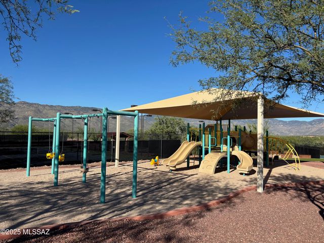 8656 S Sun Bar Ranch Place, Vail, AZ 85641