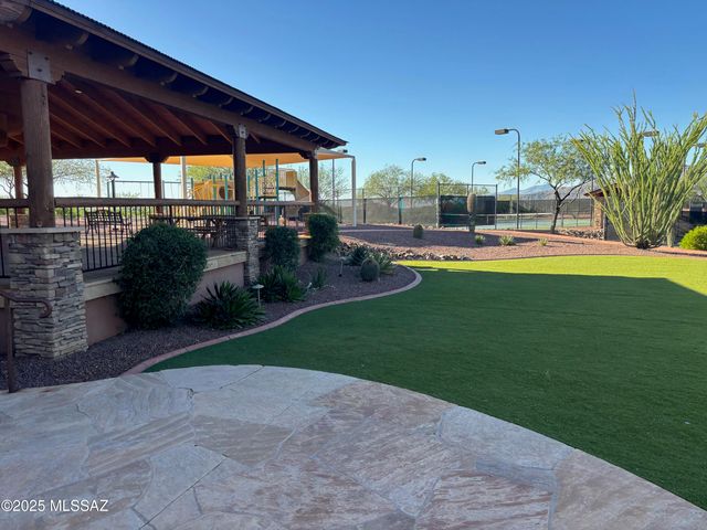 8656 S Sun Bar Ranch Place, Vail, AZ 85641