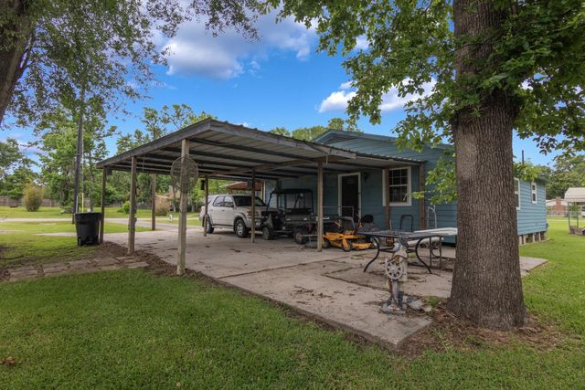 134 Magnolia Point Drive, Houston, TX 77336