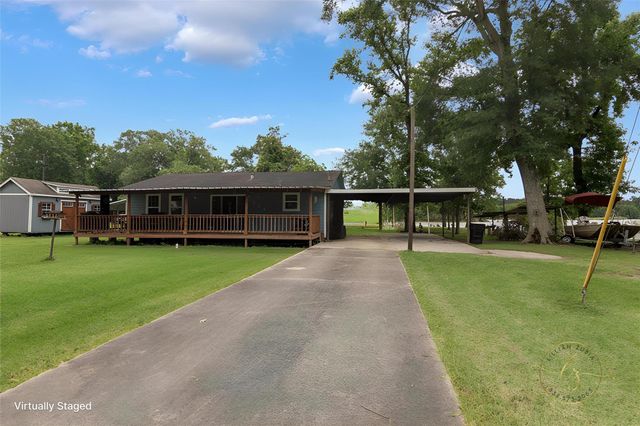 134 Magnolia Point Drive, Houston, TX 77336