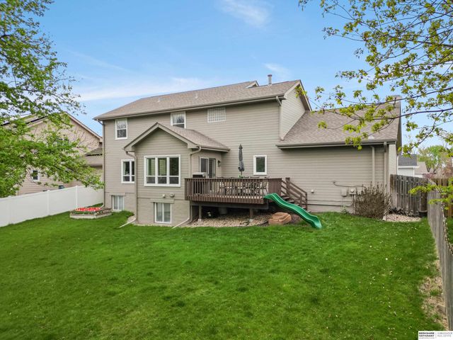 17457 I Street, Omaha, NE 68135