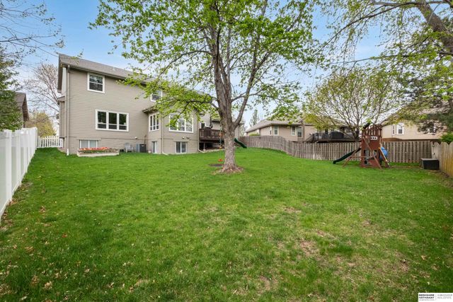 17457 I Street, Omaha, NE 68135