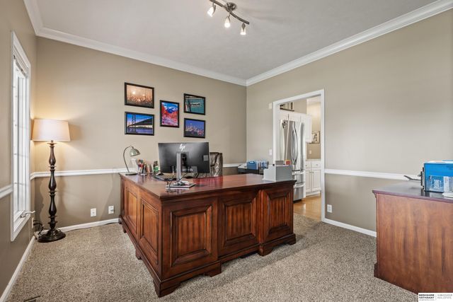 17457 I Street, Omaha, NE 68135