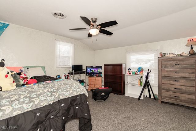 8012 Fenway Drive, Parma, OH 44129