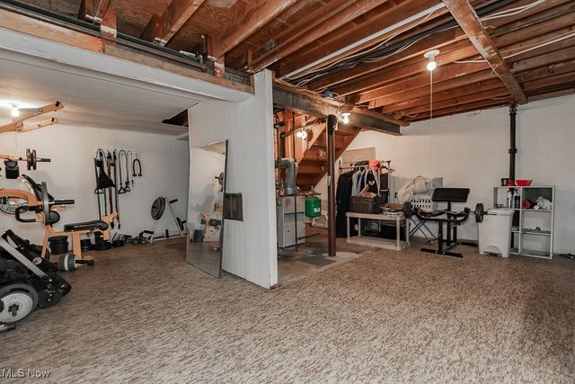 8012 Fenway Drive, Parma, OH 44129