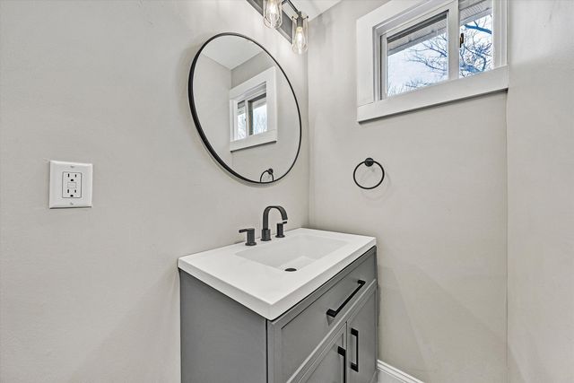 NW 809 Ward ST, Roanoke, VA 24017