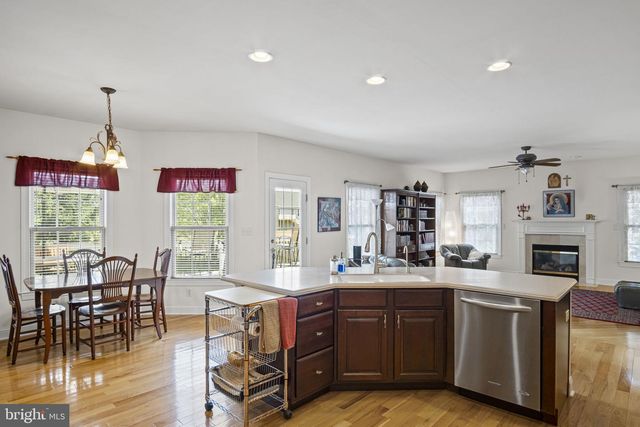 2 COUNTRY SIDE DRIVE, Carlisle, PA 17013