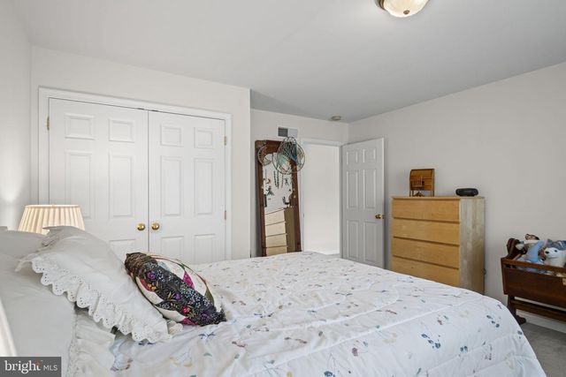 2 COUNTRY SIDE DRIVE, Carlisle, PA 17013