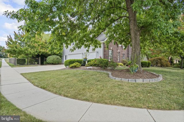 2 COUNTRY SIDE DRIVE, Carlisle, PA 17013
