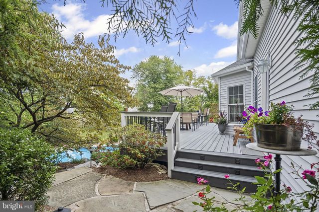 2 COUNTRY SIDE DRIVE, Carlisle, PA 17013
