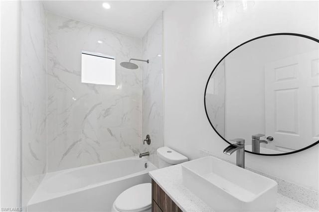 1236 NW 25th PL, Cape Coral, FL 33993