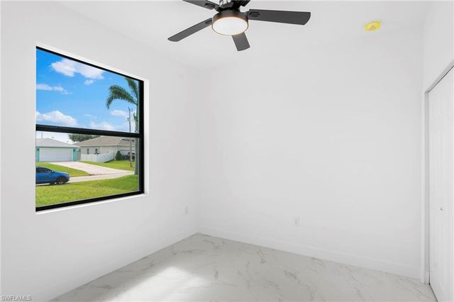 1236 NW 25th PL, Cape Coral, FL 33993