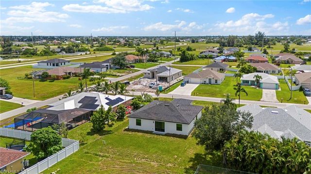 1236 NW 25th PL, Cape Coral, FL 33993