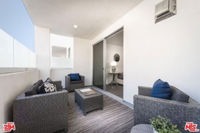 12045 Guerin Street 304, Studio City (los Angeles), CA 91604