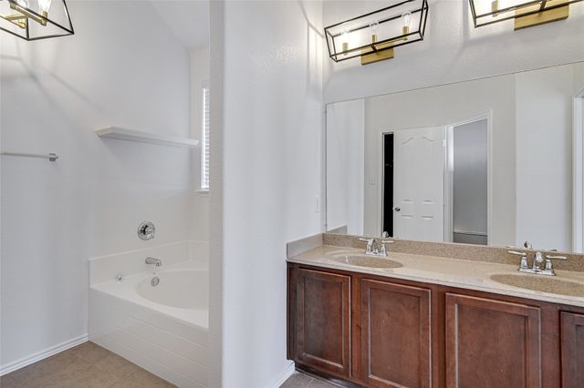 1624 Wickham Drive, Burleson, TX 76028