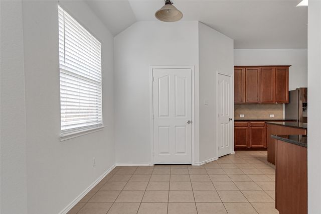 1624 Wickham Drive, Burleson, TX 76028