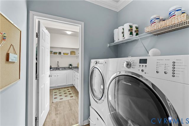 15636 Moss Light Pl, Moseley, VA 23120