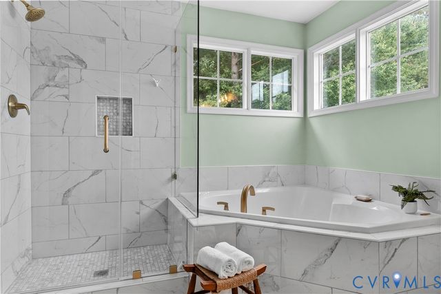 15636 Moss Light Pl, Moseley, VA 23120