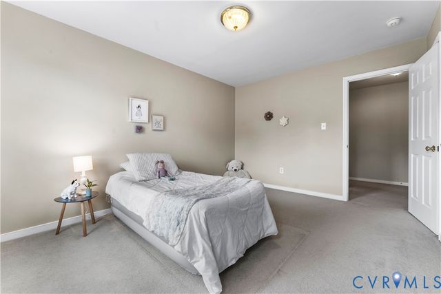 15636 Moss Light Pl, Moseley, VA 23120