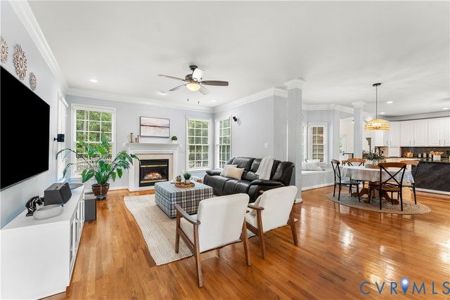 15636 Moss Light Pl, Moseley, VA 23120