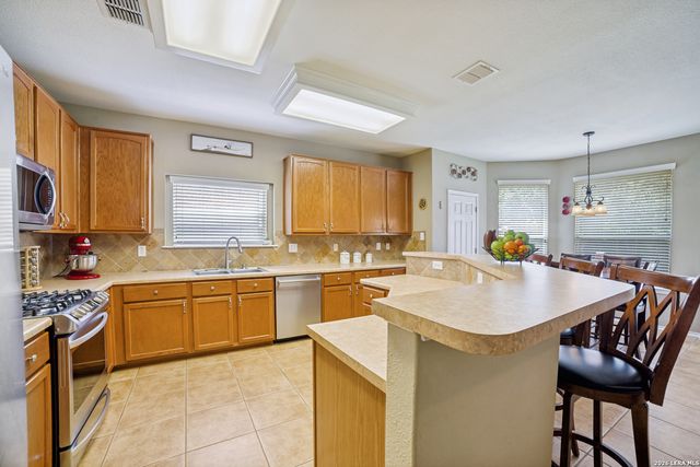 5711 Lasalle Way, San Antonio, TX 78253