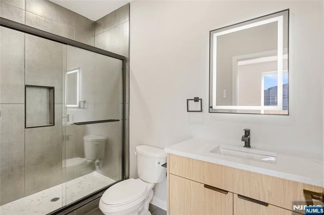 108 Fleming Avenue, Newark, NJ 07105