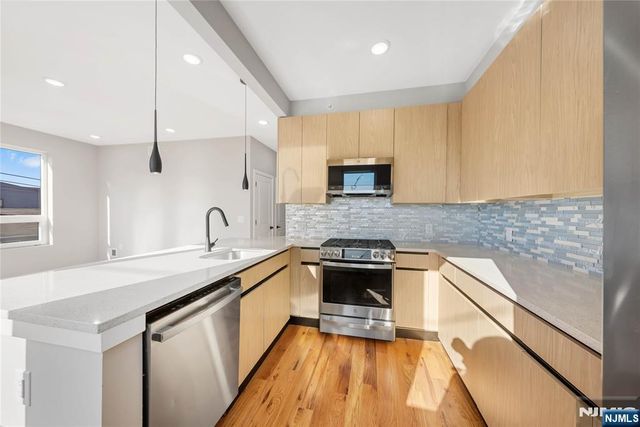 108 Fleming Avenue, Newark, NJ 07105