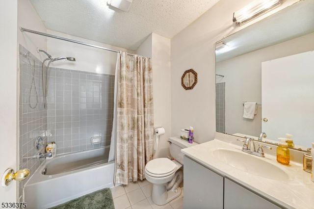 253 Nebula Rd, Piscataway Twp., NJ 08854