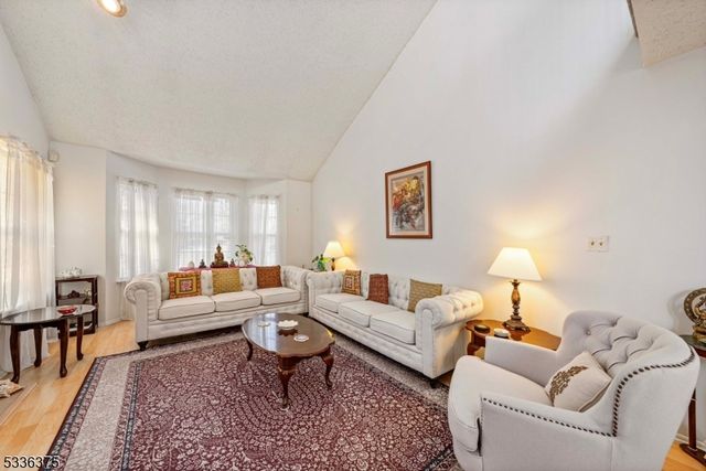 253 Nebula Rd, Piscataway Twp., NJ 08854