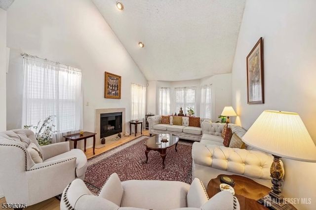 253 Nebula Rd, Piscataway Twp., NJ 08854