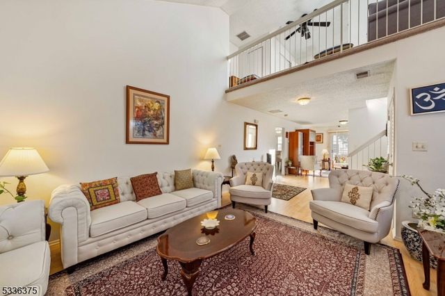 253 Nebula Rd, Piscataway Twp., NJ 08854