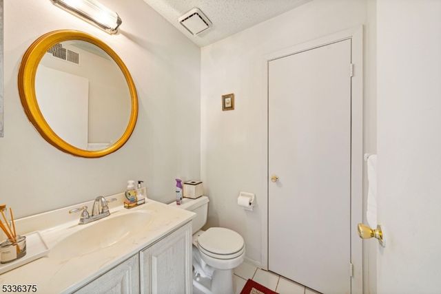 253 Nebula Rd, Piscataway Twp., NJ 08854