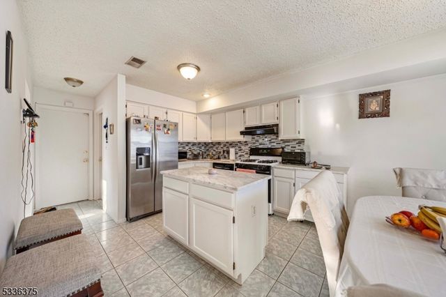 253 Nebula Rd, Piscataway Twp., NJ 08854