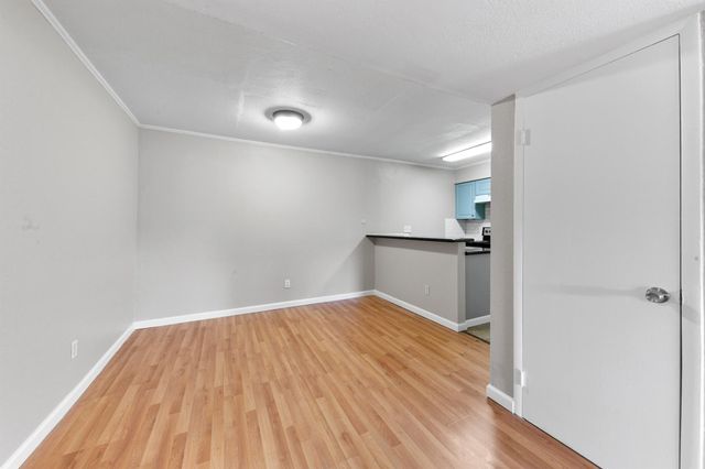 2110 Wilcrest Drive 239, Houston, TX 77042