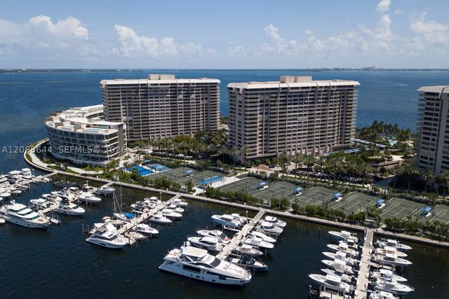 3 Grove Isle Dr CPH08, Miami, FL 33133