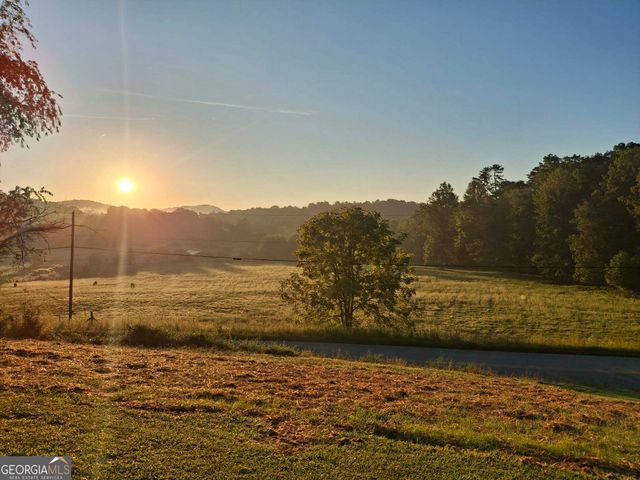 382 Worley Creek Road, Lakemont, GA 30552