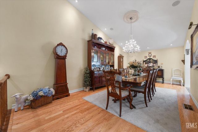 6600 Audene Way, Bakersfield, CA 93308