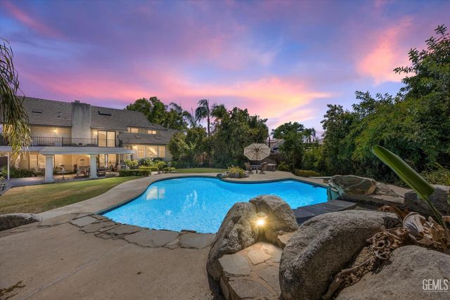 6600 Audene Way, Bakersfield, CA 93308