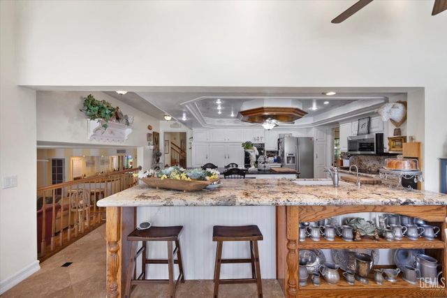 6600 Audene Way, Bakersfield, CA 93308