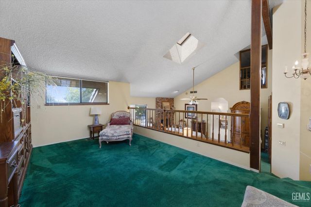 6600 Audene Way, Bakersfield, CA 93308